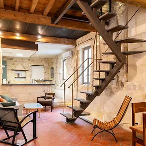 Appartement Maison De Charme En Centre-ville 4 A 6 Personnes, Arles
